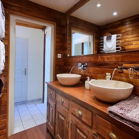 Apartment Gros Caillou De St Emilion